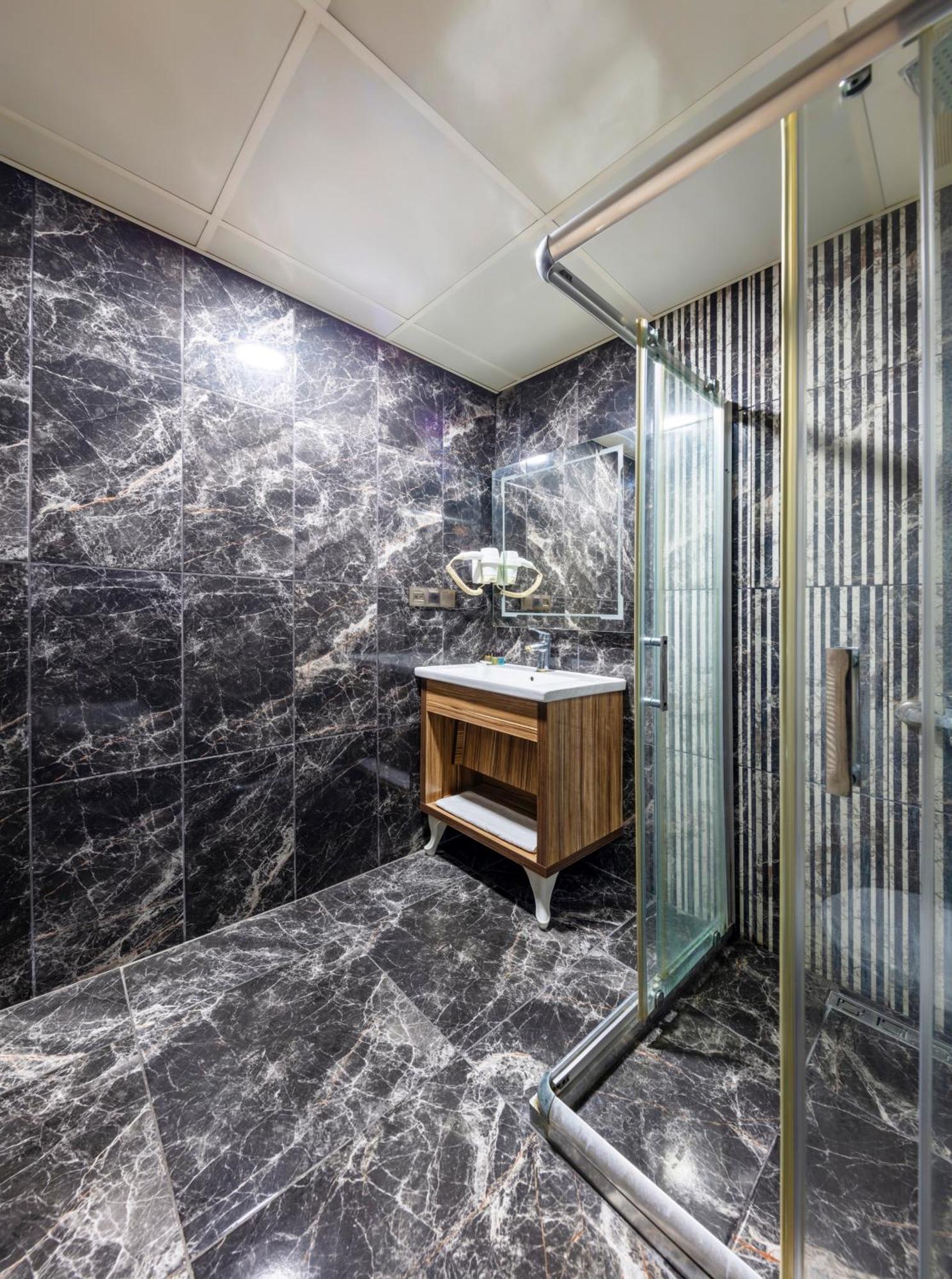 Dem Istanbul Airport Hotel Экстерьер фото